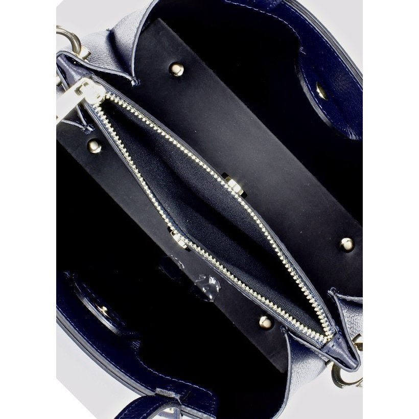 Post – Bleu Marine