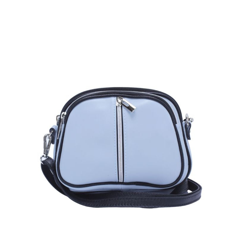 La Voyageuse – Tons de Bleu