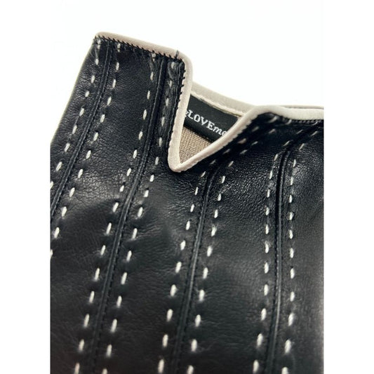 D46 Doublé Soie – Noir avec détails contrastés